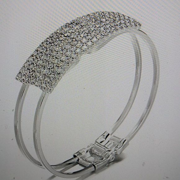 2x $12 Fashion ladies Silver Plated Color with Rhinestone Bracelet Bangles. - Picture 2 of 5